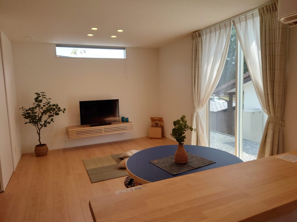 貝山新築分譲住宅-リビング1