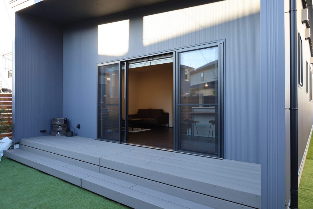 安積町分譲住宅-ウッドデッキ